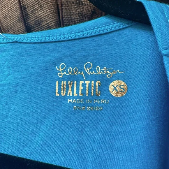 Lilly Pulitzer long sleeve Luxletic Tarina Tee size XS. Color turquoise shore - Picture 2 of 5